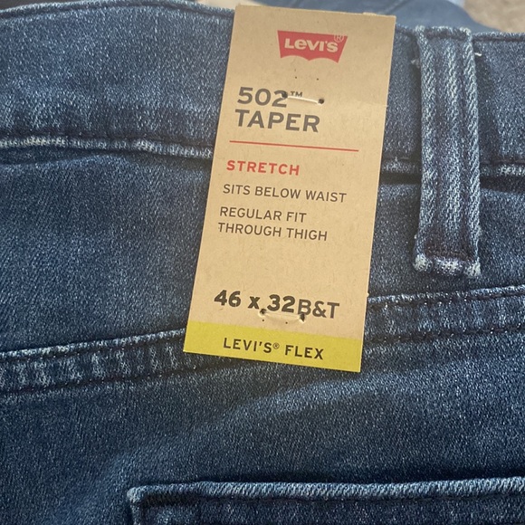 Levi’s 502 Taper Jeans - Picture 4 of 6